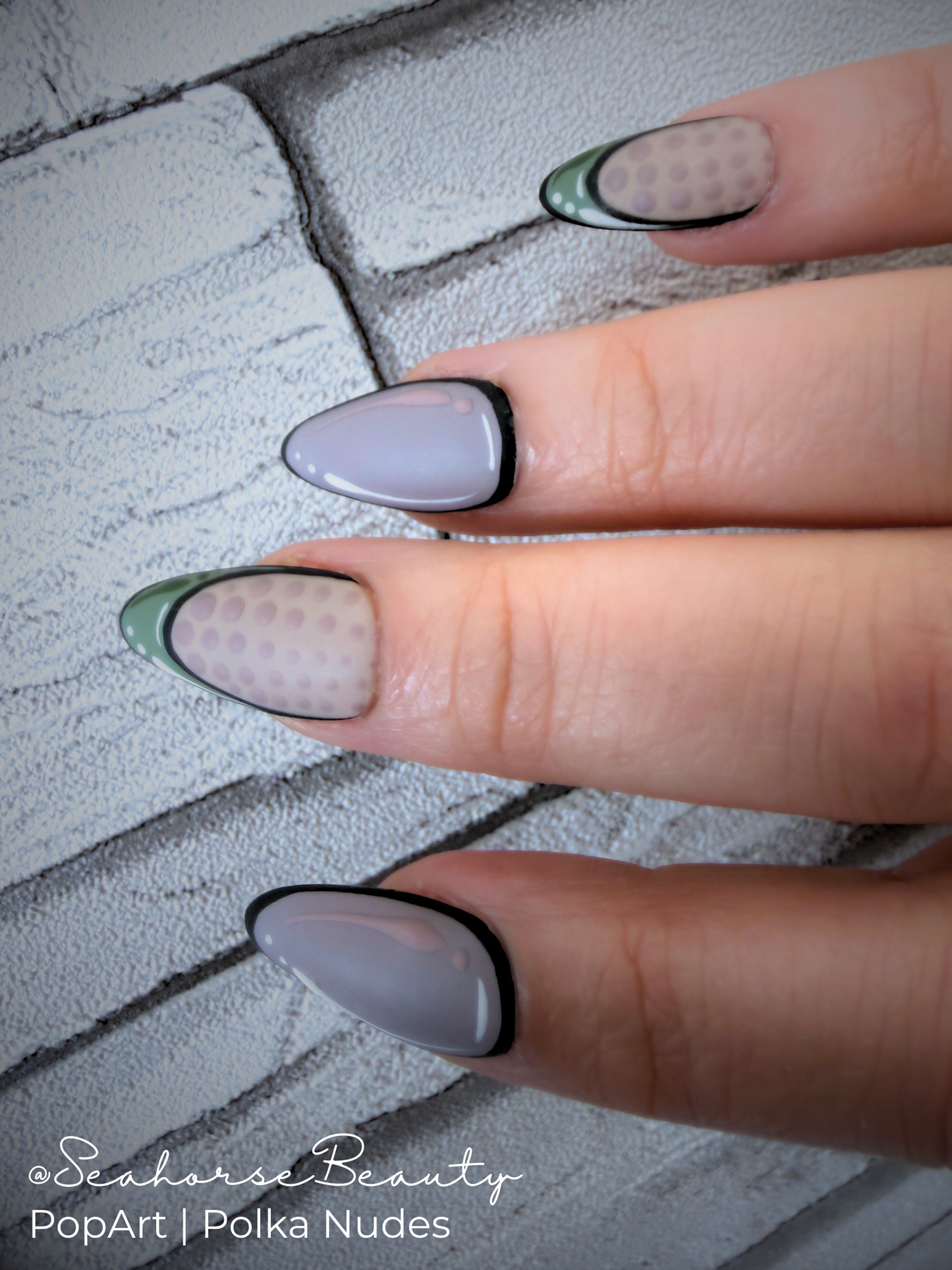 PopArt | Polka Nudes