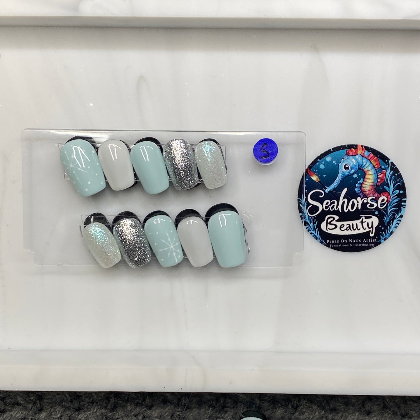 HAPPY HOLIDAYS | Winter Wonderland