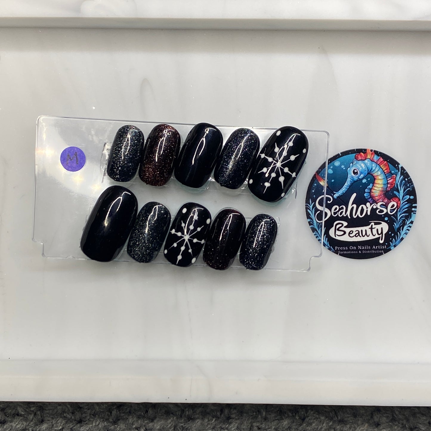 HAPPY HOLIDAYS | Silent Night