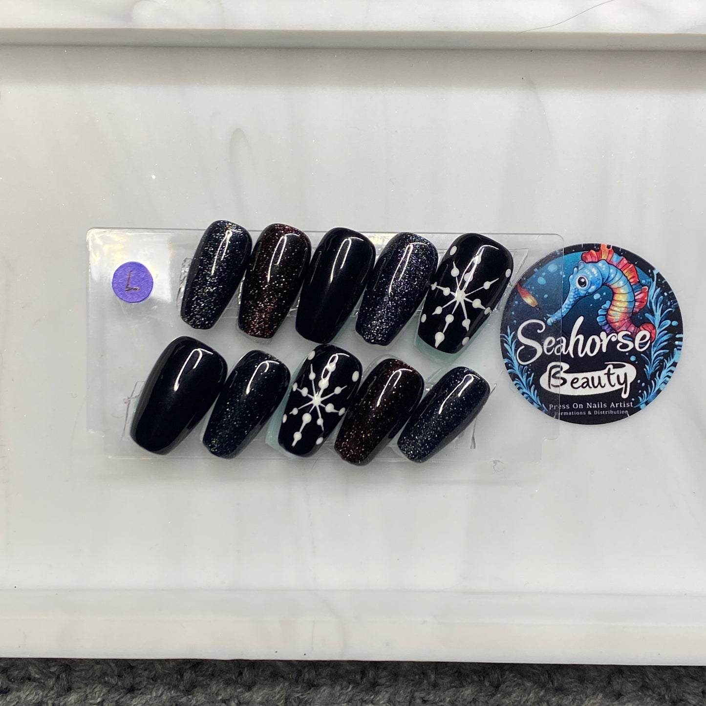 HAPPY HOLIDAYS | Silent Night