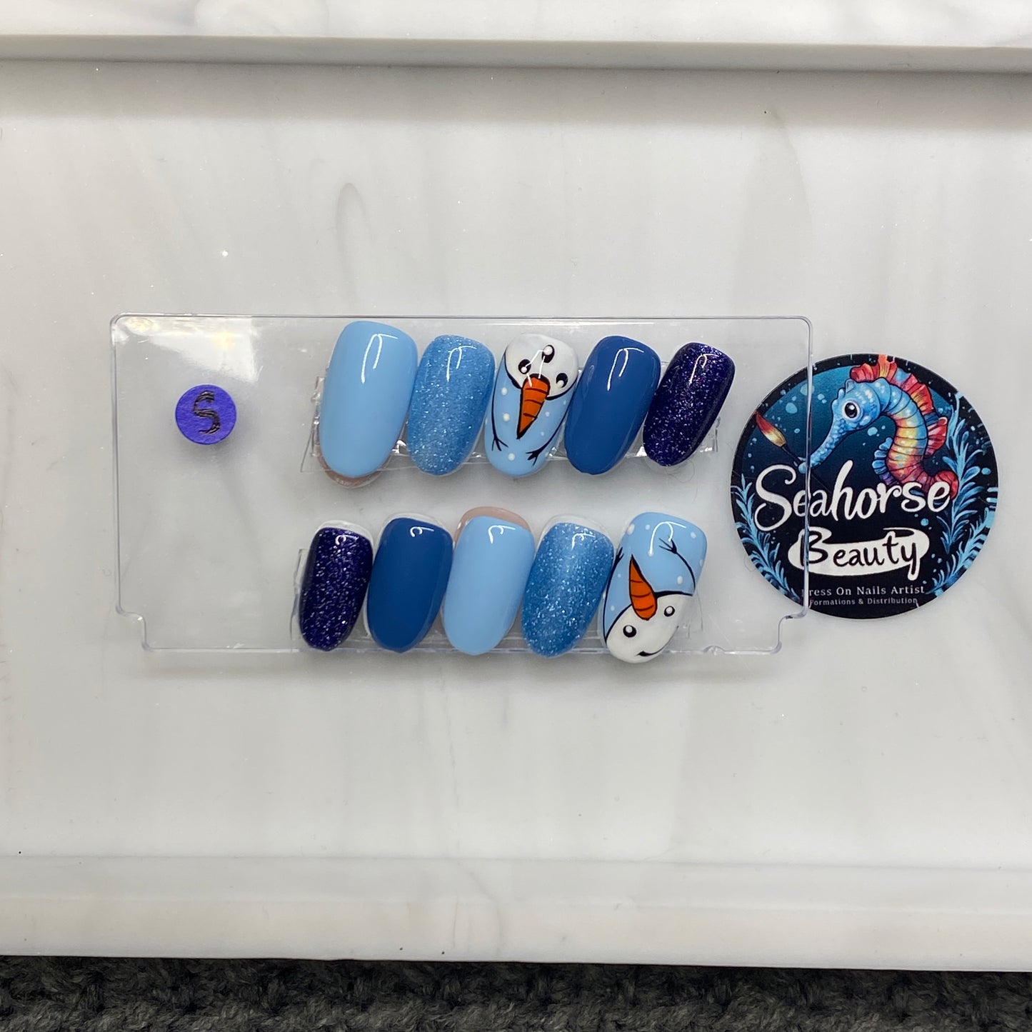 HAPPY HOLIDAYS | Frosty the Snowman