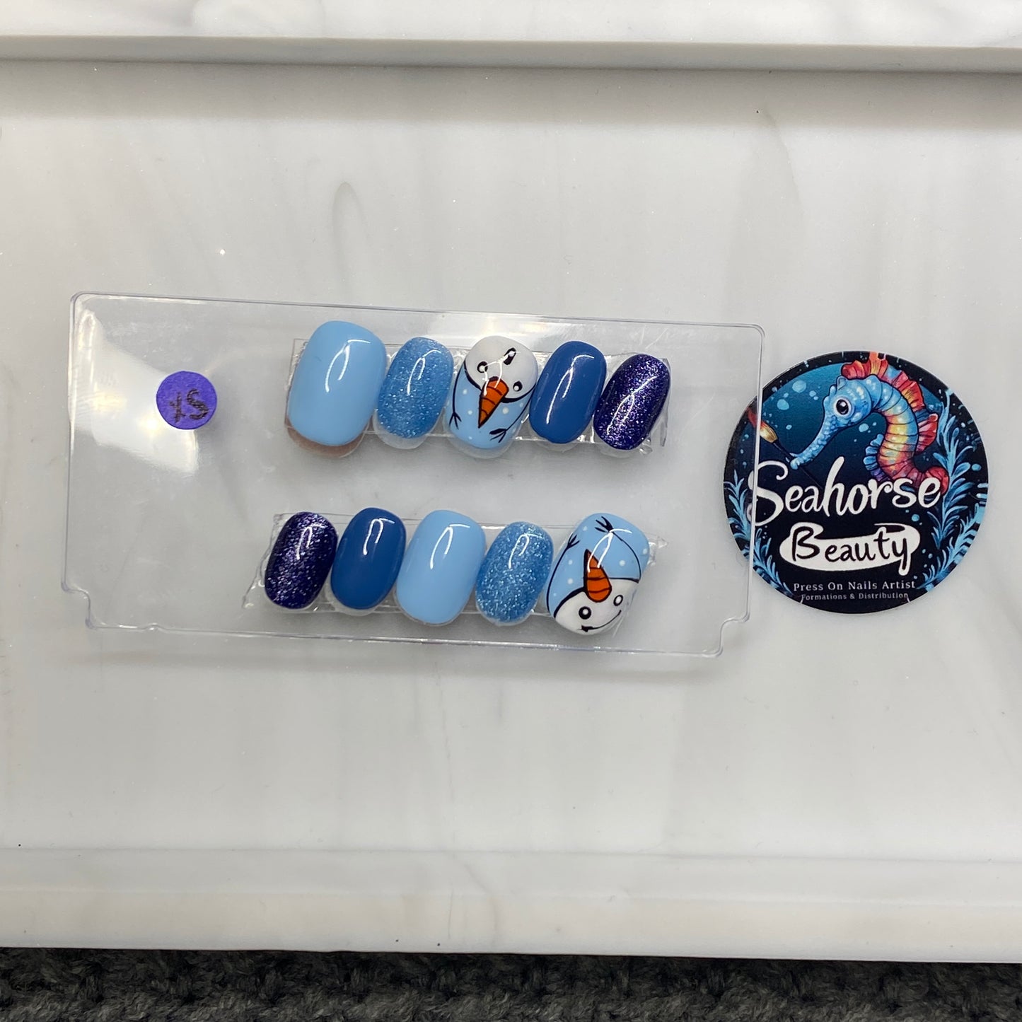 HAPPY HOLIDAYS | Frosty the Snowman