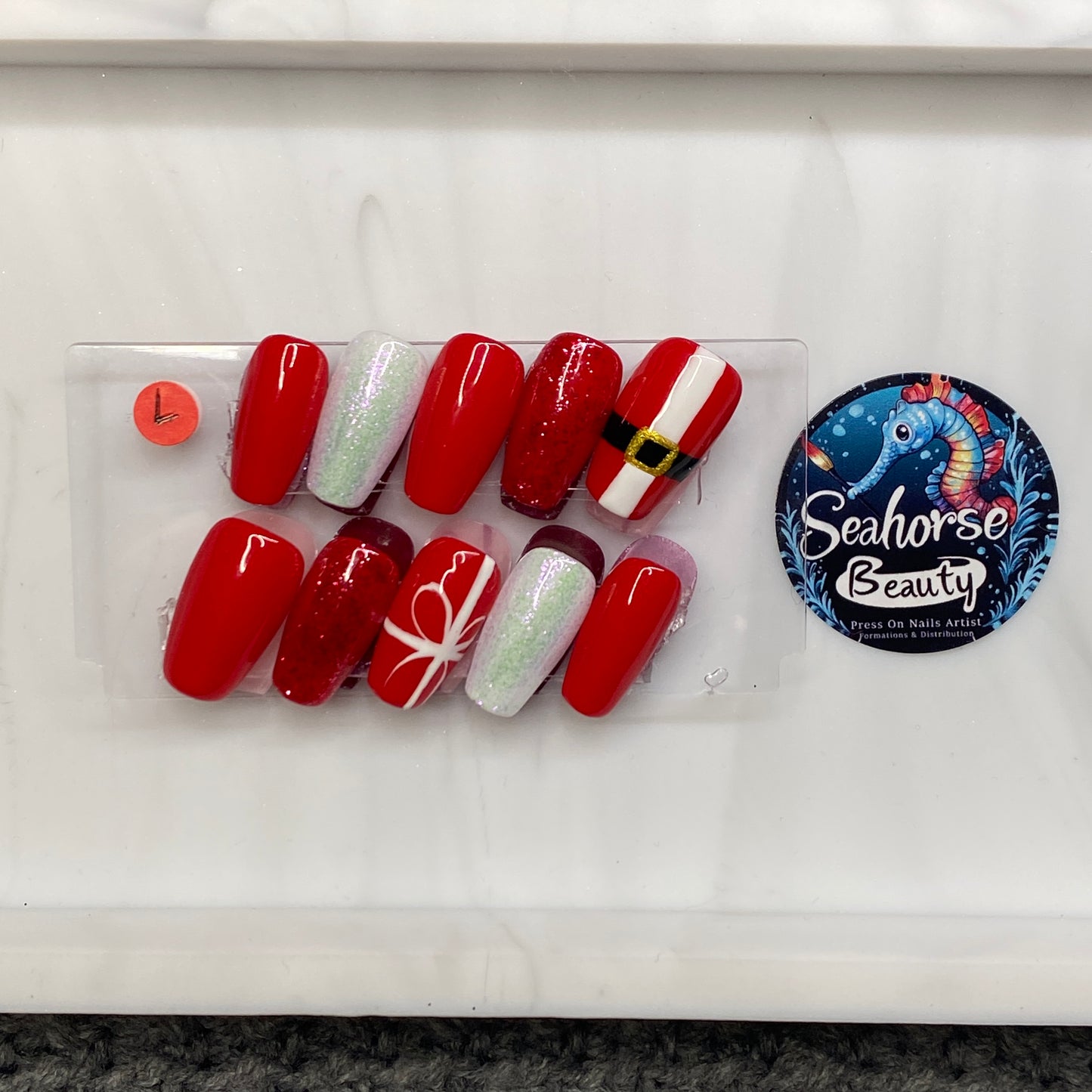 HAPPY HOLIDAYS | Santa Claus is Coming to Town