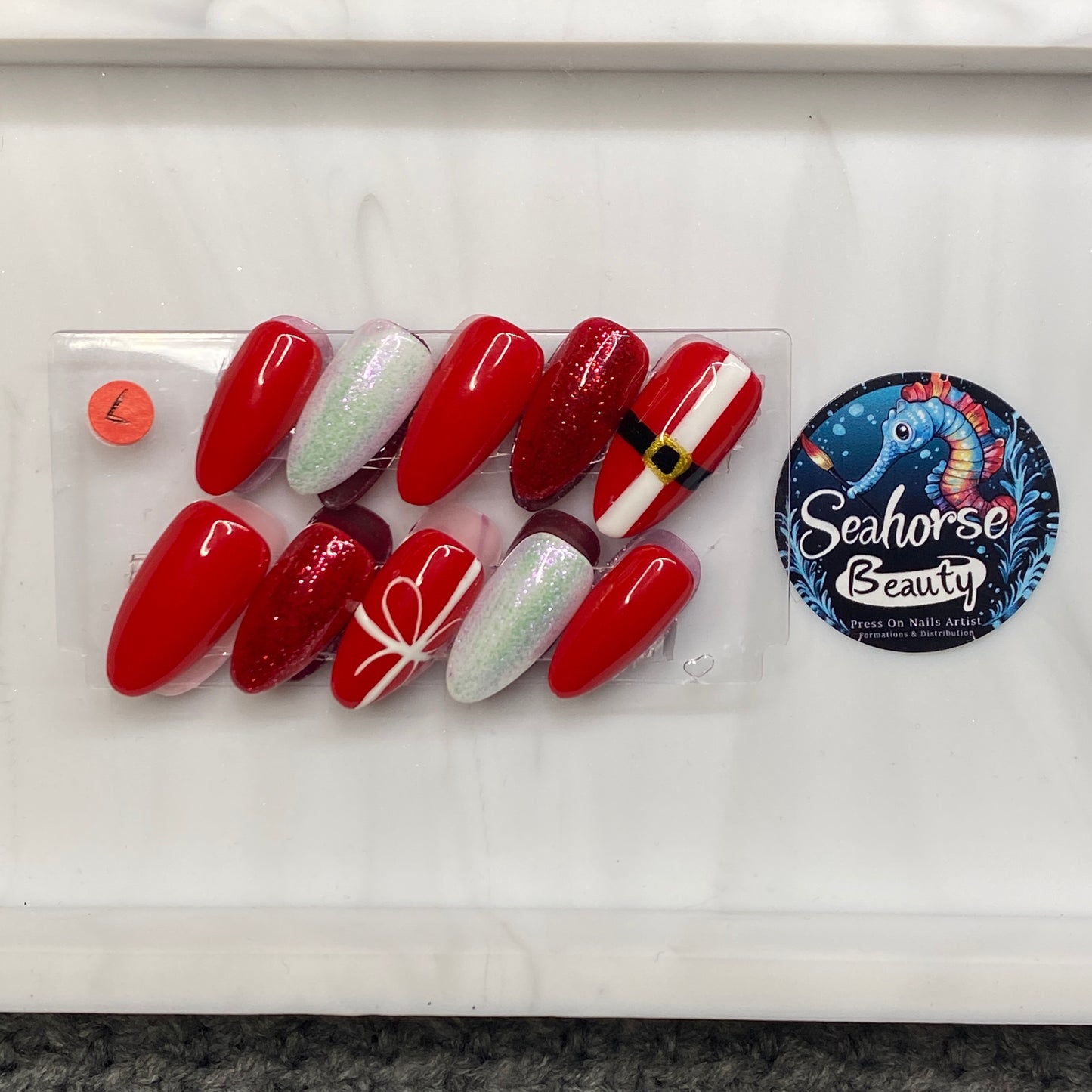 HAPPY HOLIDAYS | Santa Claus is Coming to Town