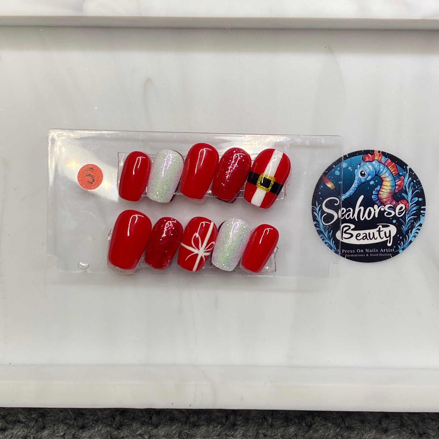 HAPPY HOLIDAYS | Santa Claus is Coming to Town