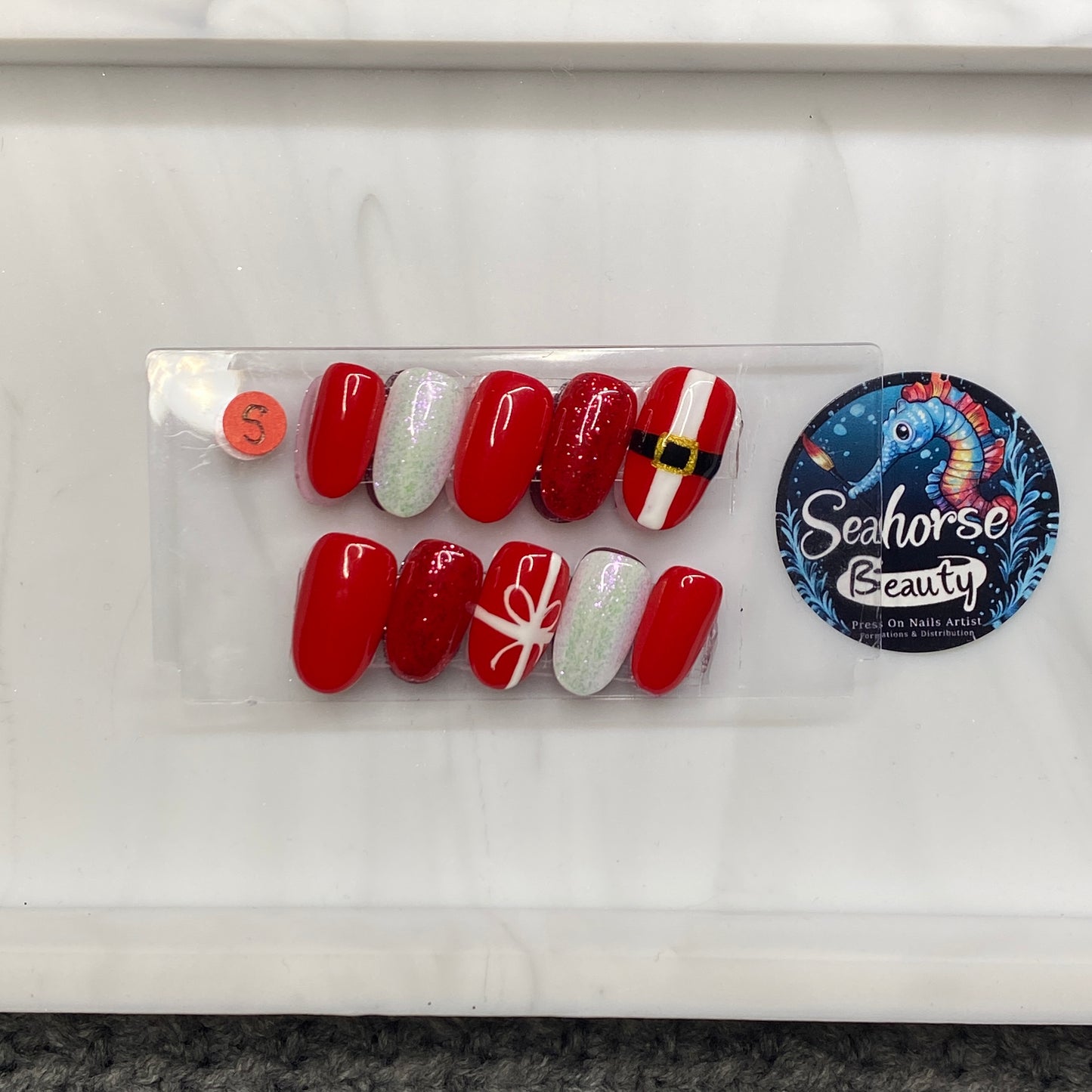 HAPPY HOLIDAYS | Santa Claus is Coming to Town