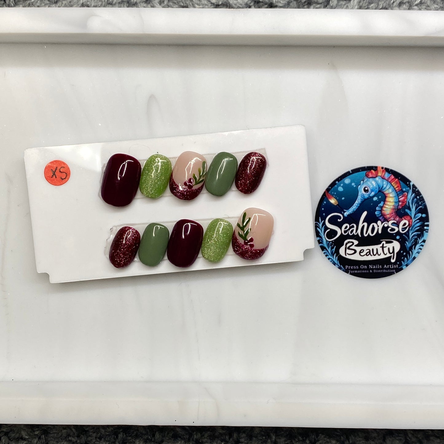 HAPPY HOLIDAYS | Under the Mistletoe