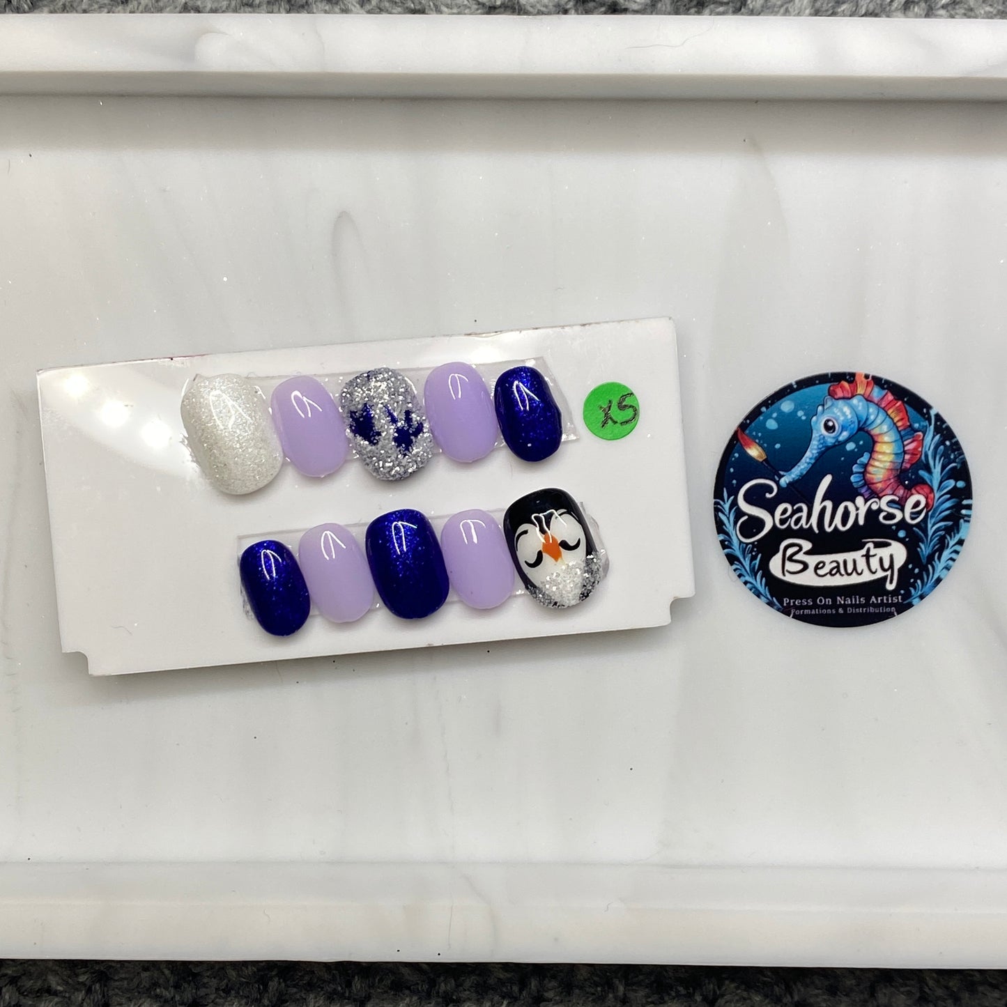 HAPPY HOLIDAYS | Let It Snow