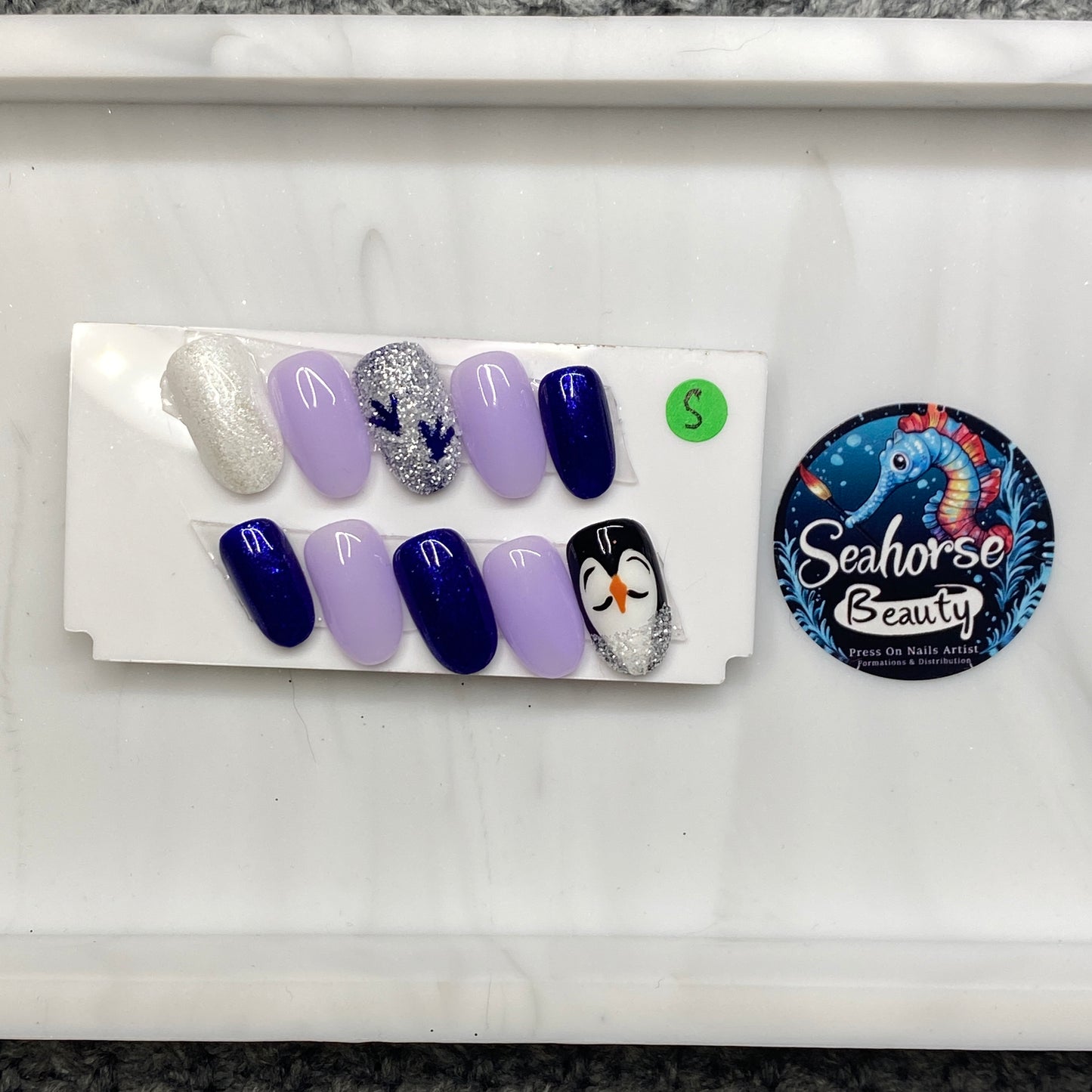 HAPPY HOLIDAYS | Let It Snow