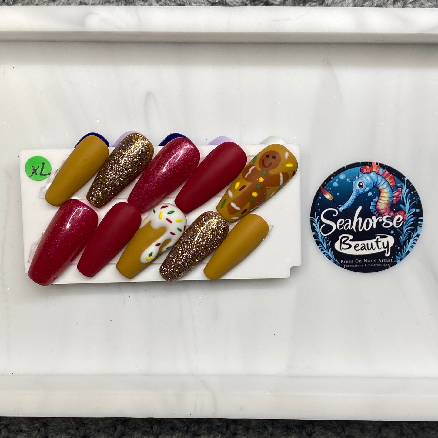 HAPPY HOLIDAYS | The Gingerbread Man