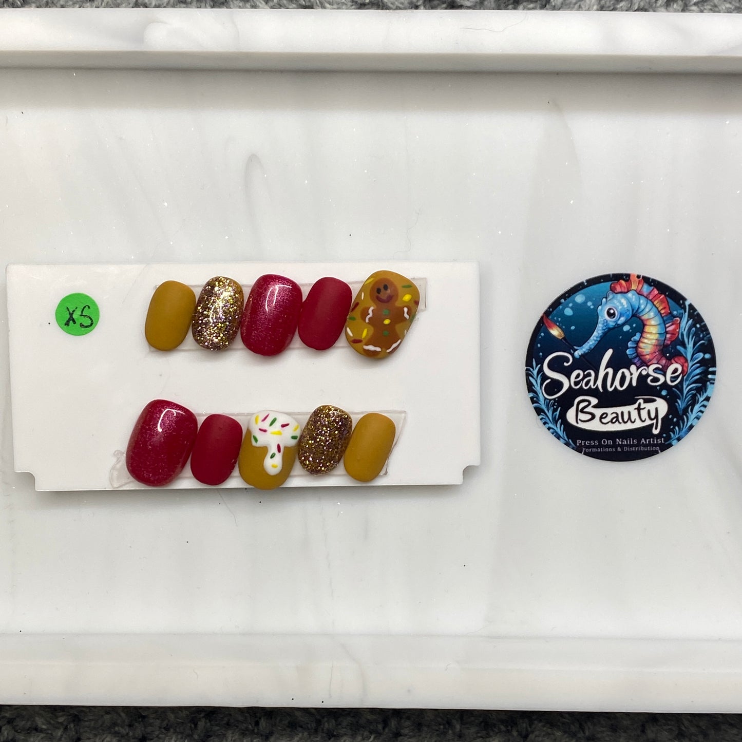 HAPPY HOLIDAYS | The Gingerbread Man