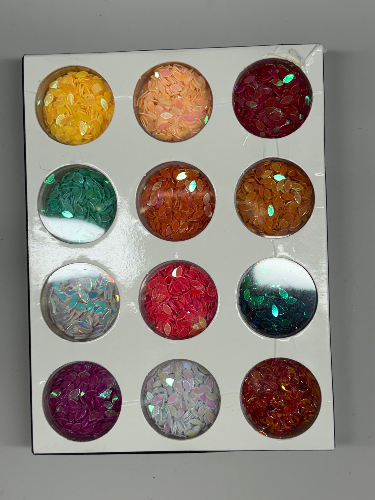 Sequins01